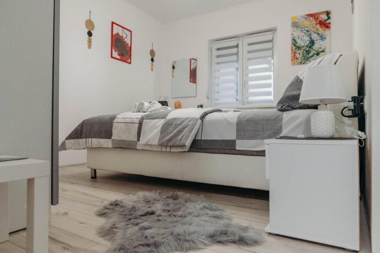 Holy Apartman Ðakovo Kültér fotó